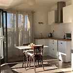 Lägenhet Terrasse Avec Vue Domaine Viticole *